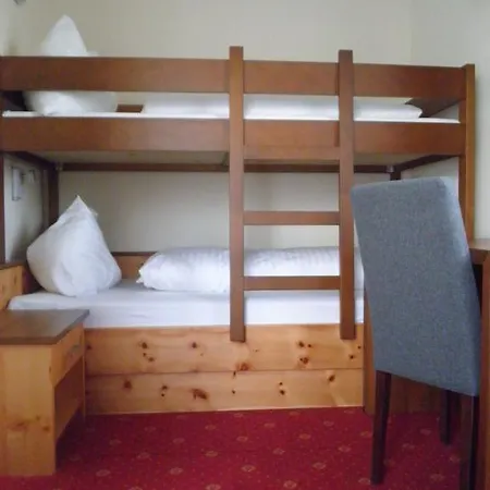 Erlebniswelt Stocker ホテル 4*